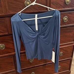 Lululemon Athletica Blue Long Sleeve Top